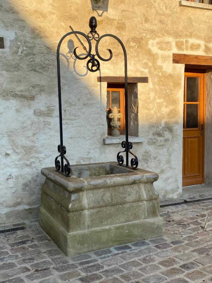 La Maison Du Caillou Bed & Breakfast Pontarme Exterior photo